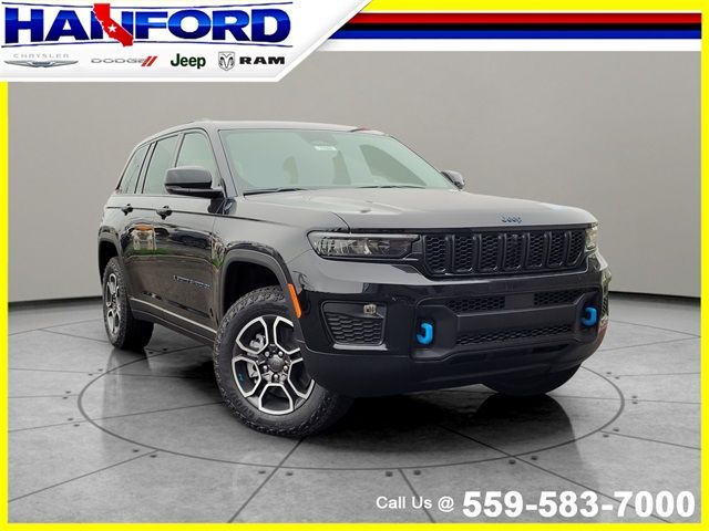 2024 Jeep Grand Cherokee 4xe Trailhawk