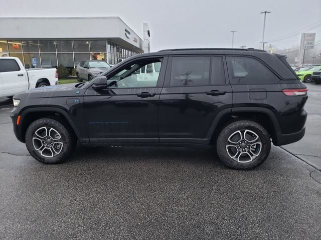 2024 Jeep Grand Cherokee 4xe Trailhawk