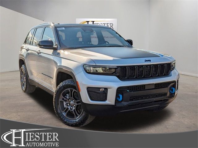 2024 Jeep Grand Cherokee 4xe Trailhawk