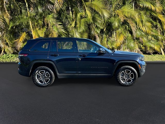 2024 Jeep Grand Cherokee 4xe Trailhawk