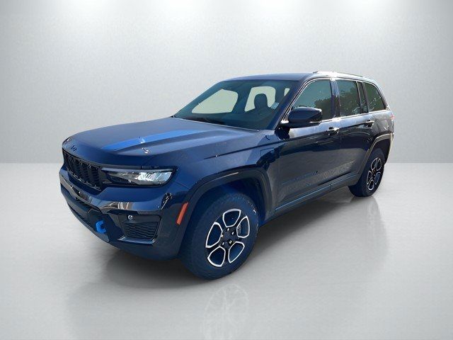 2024 Jeep Grand Cherokee 4xe Trailhawk