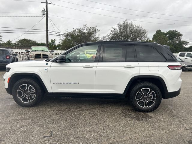 2024 Jeep Grand Cherokee 4xe Trailhawk