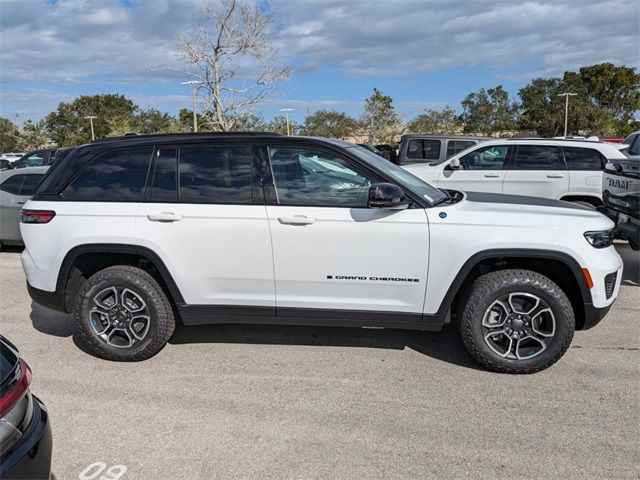 2024 Jeep Grand Cherokee 4xe Trailhawk