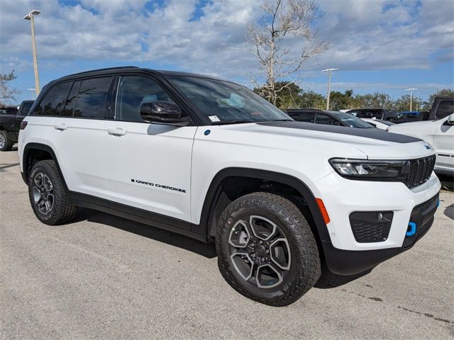 2024 Jeep Grand Cherokee 4xe Trailhawk