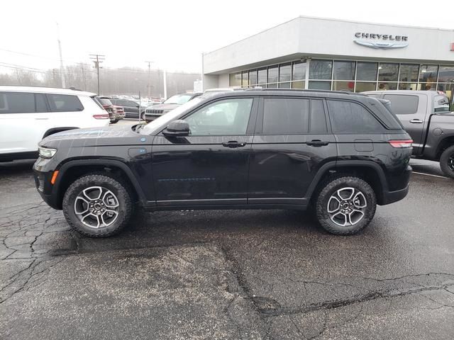 2024 Jeep Grand Cherokee 4xe Trailhawk