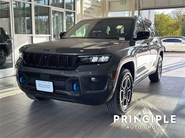 2024 Jeep Grand Cherokee 4xe Trailhawk