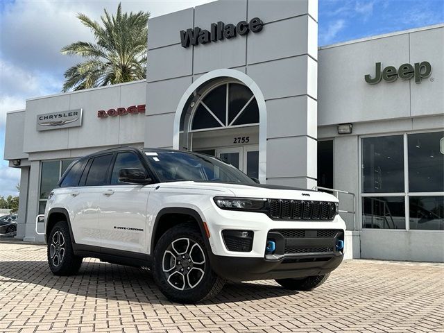 2024 Jeep Grand Cherokee 4xe Trailhawk