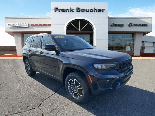 2024 Jeep Grand Cherokee 4xe Trailhawk