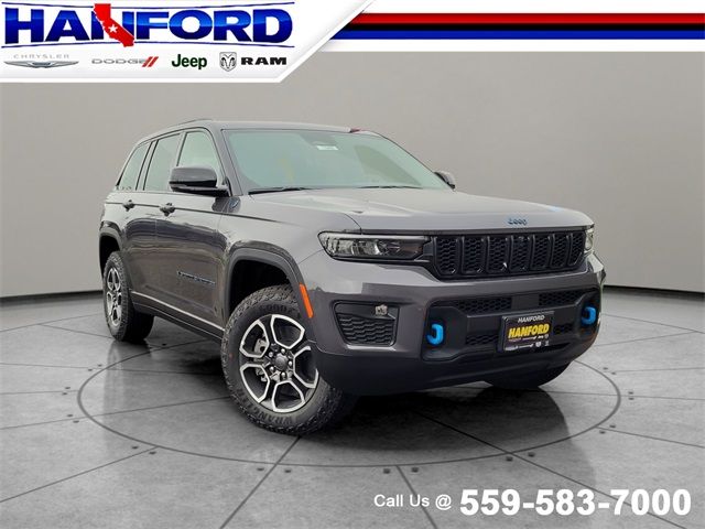 2024 Jeep Grand Cherokee 4xe Trailhawk