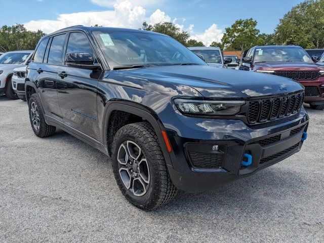 2024 Jeep Grand Cherokee 4xe Trailhawk