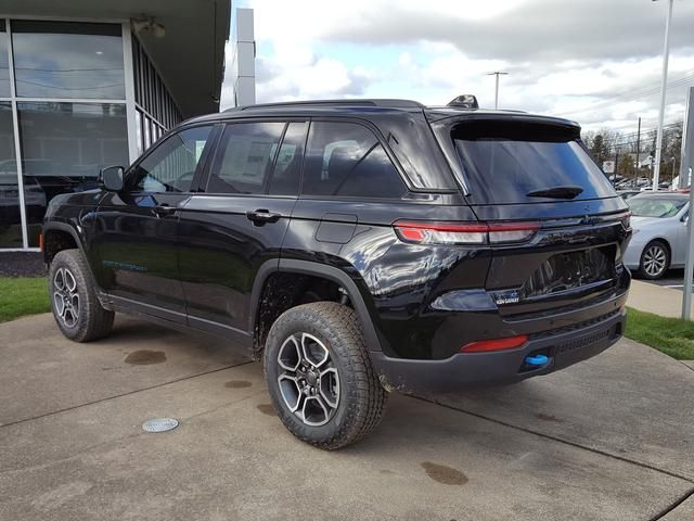 2024 Jeep Grand Cherokee 4xe Trailhawk