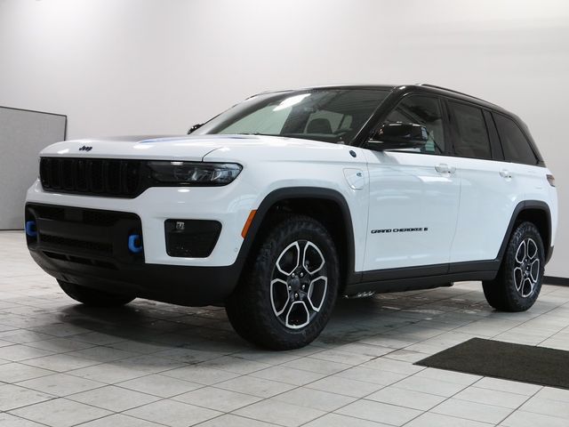 2024 Jeep Grand Cherokee 4xe Trailhawk