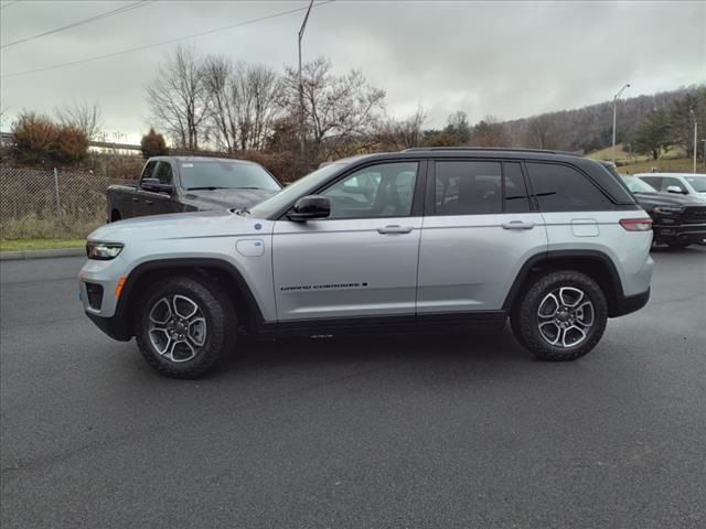 2024 Jeep Grand Cherokee 4xe Trailhawk