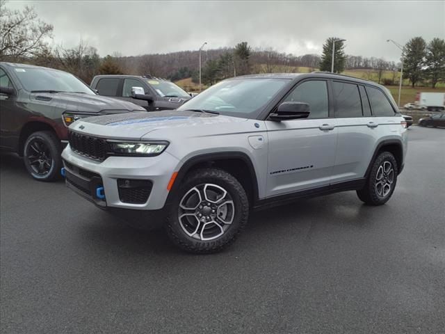 2024 Jeep Grand Cherokee 4xe Trailhawk