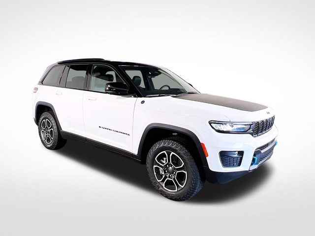 2024 Jeep Grand Cherokee 4xe Trailhawk