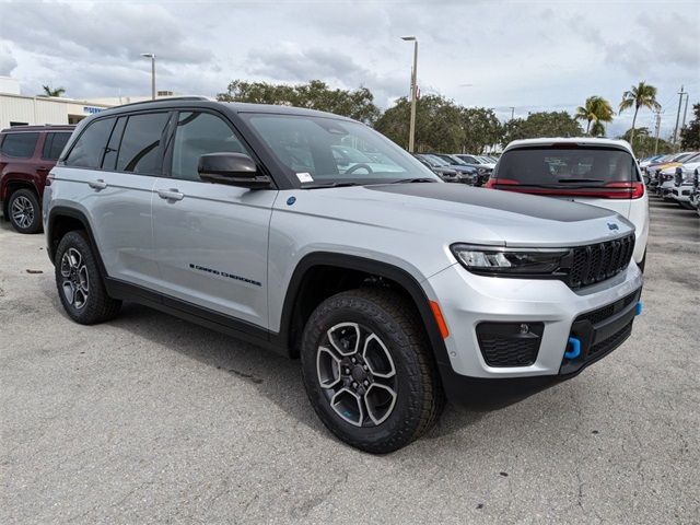 2024 Jeep Grand Cherokee 4xe Trailhawk