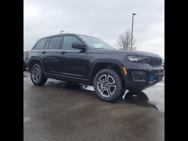 2024 Jeep Grand Cherokee 4xe Trailhawk