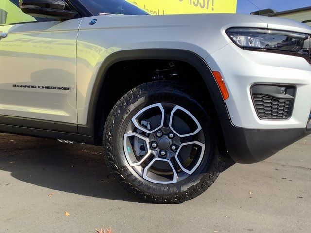 2024 Jeep Grand Cherokee 4xe Trailhawk