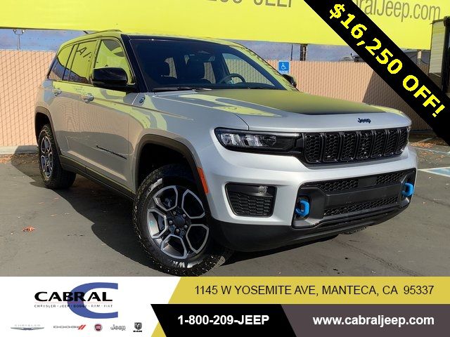 2024 Jeep Grand Cherokee 4xe Trailhawk