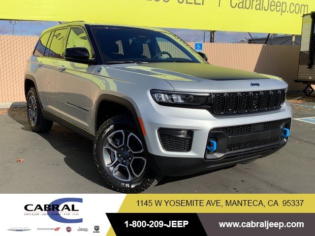 2024 Jeep Grand Cherokee 4xe Trailhawk