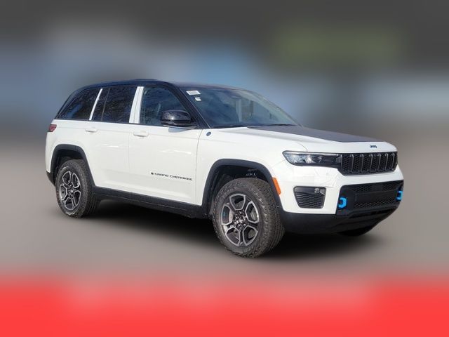 2024 Jeep Grand Cherokee 4xe Trailhawk