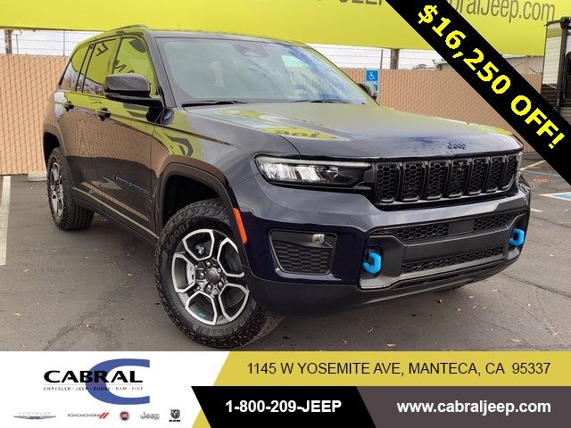 2024 Jeep Grand Cherokee 4xe Trailhawk