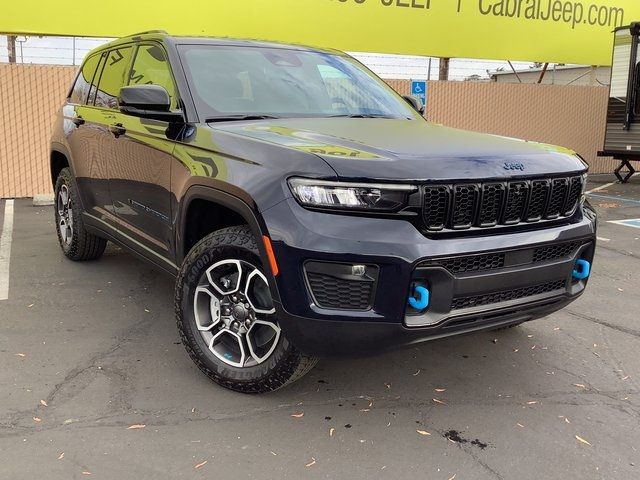 2024 Jeep Grand Cherokee 4xe Trailhawk