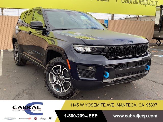 2024 Jeep Grand Cherokee 4xe Trailhawk