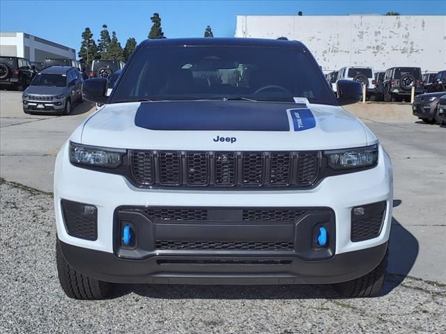 2024 Jeep Grand Cherokee 4xe Trailhawk