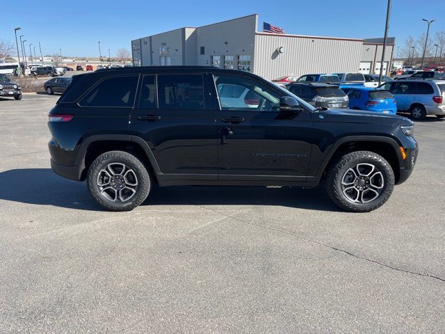 2024 Jeep Grand Cherokee 4xe Trailhawk