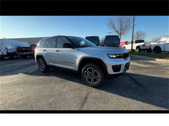 2024 Jeep Grand Cherokee 4xe Trailhawk