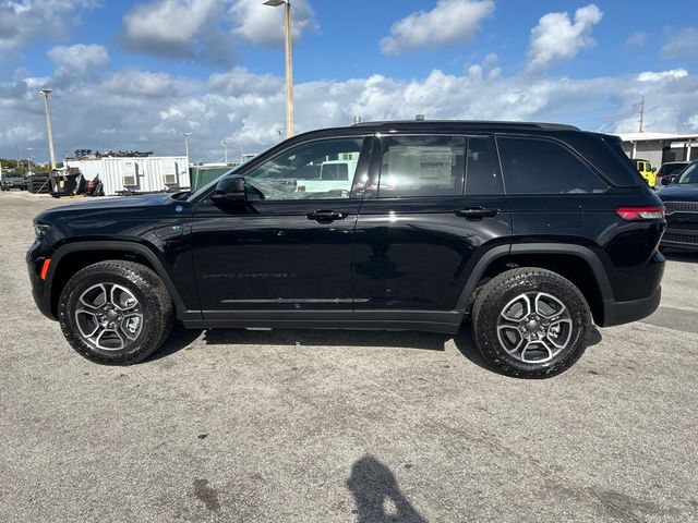 2024 Jeep Grand Cherokee 4xe Trailhawk