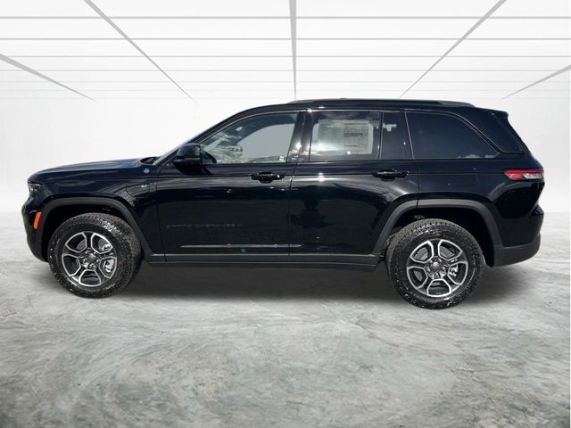 2024 Jeep Grand Cherokee 4xe Trailhawk