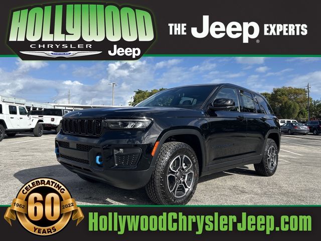 2024 Jeep Grand Cherokee 4xe Trailhawk