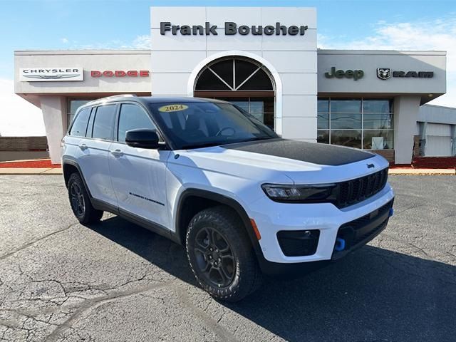 2024 Jeep Grand Cherokee 4xe Trailhawk