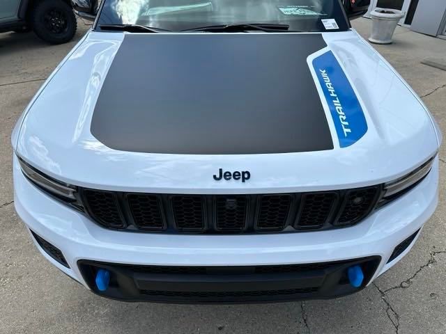 2024 Jeep Grand Cherokee 4xe Trailhawk