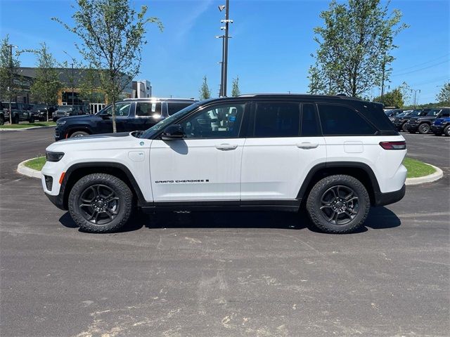 2024 Jeep Grand Cherokee 4xe Trailhawk