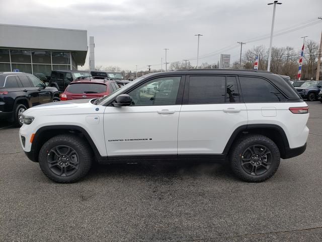 2024 Jeep Grand Cherokee 4xe Trailhawk