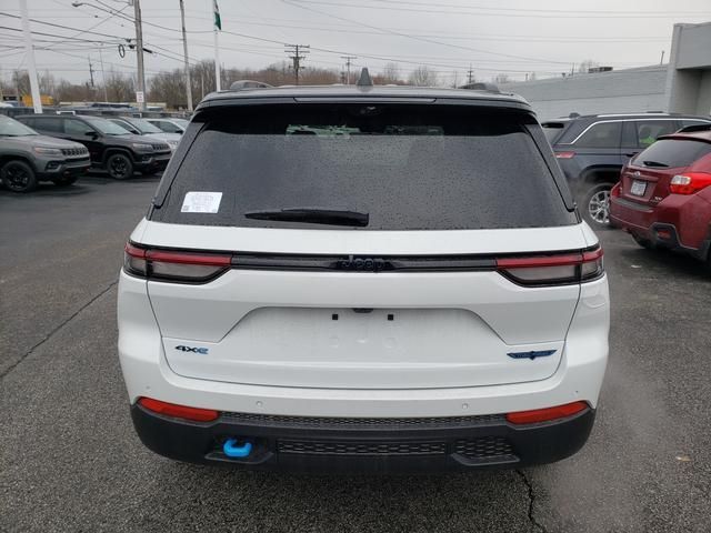 2024 Jeep Grand Cherokee 4xe Trailhawk