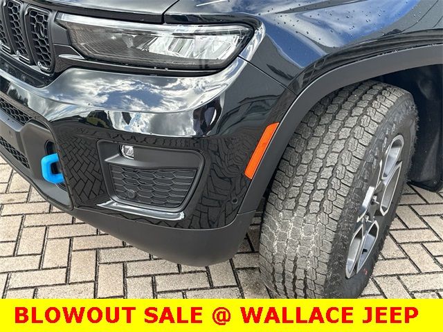 2024 Jeep Grand Cherokee 4xe Trailhawk