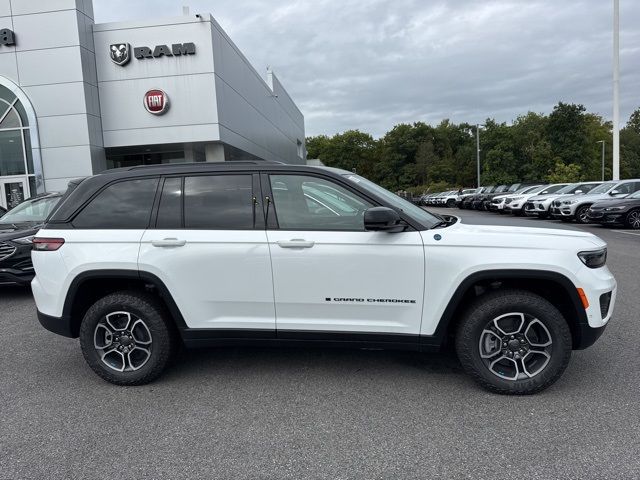 2024 Jeep Grand Cherokee 4xe Trailhawk