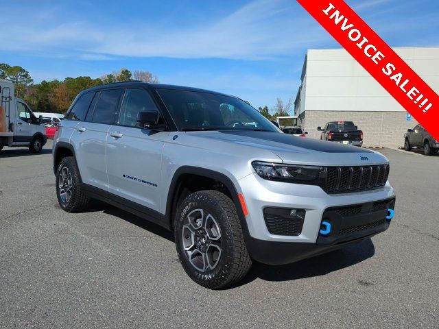 2024 Jeep Grand Cherokee 4xe Trailhawk