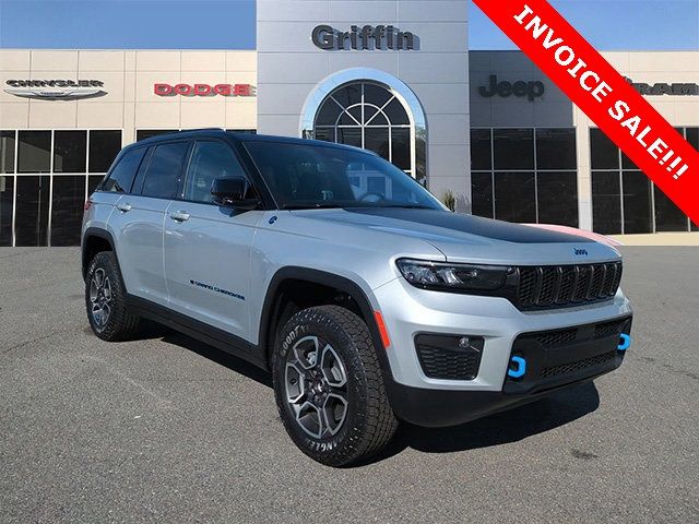 2024 Jeep Grand Cherokee 4xe Trailhawk