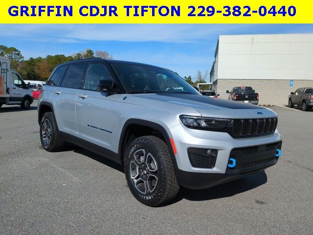 2024 Jeep Grand Cherokee 4xe Trailhawk