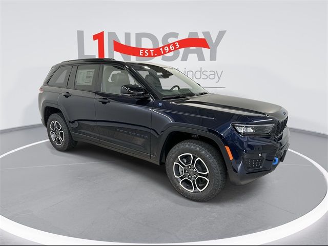 2024 Jeep Grand Cherokee 4xe Trailhawk