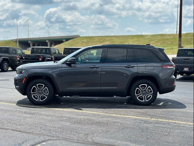 2024 Jeep Grand Cherokee 4xe Trailhawk