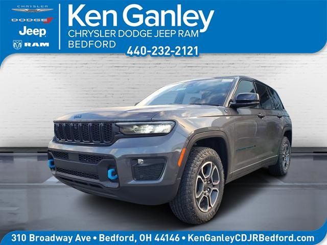 2024 Jeep Grand Cherokee 4xe Trailhawk