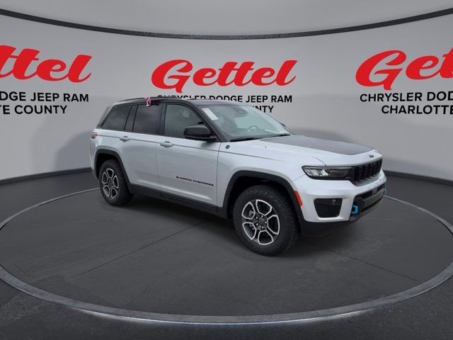 2024 Jeep Grand Cherokee 4xe Trailhawk