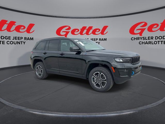 2024 Jeep Grand Cherokee 4xe Trailhawk