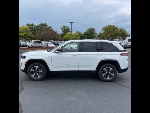 2024 Jeep Grand Cherokee 4xe Base